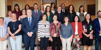 Los Parlamentos de la Calre defienden un informe de impacto de género para cualquier normativa. Grada 128. Asamblea de Extremadura