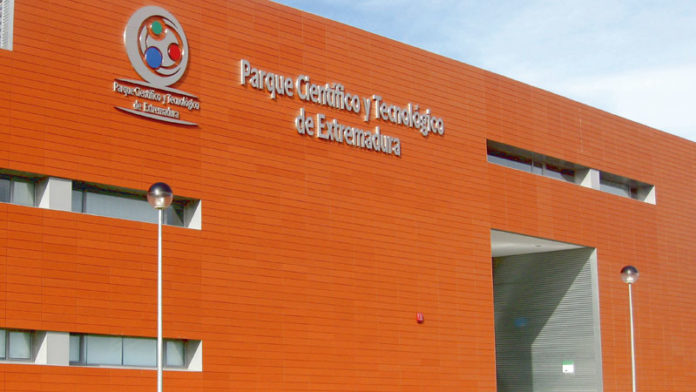 El Centro Demostrador de las TIC analizará en Badajoz el impacto de nuevas herramientas tecnológicas en la gestión de las energías renovables