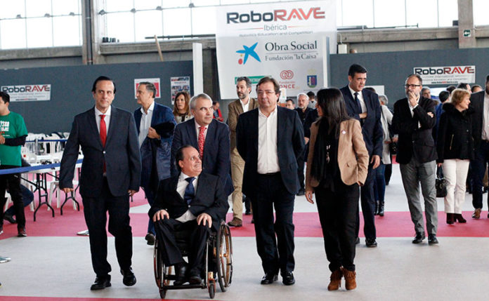 RoboRAVE 2018 se inaugura en la Institución Ferial de Badajoz en un ambiente de diversión y aprendizaje