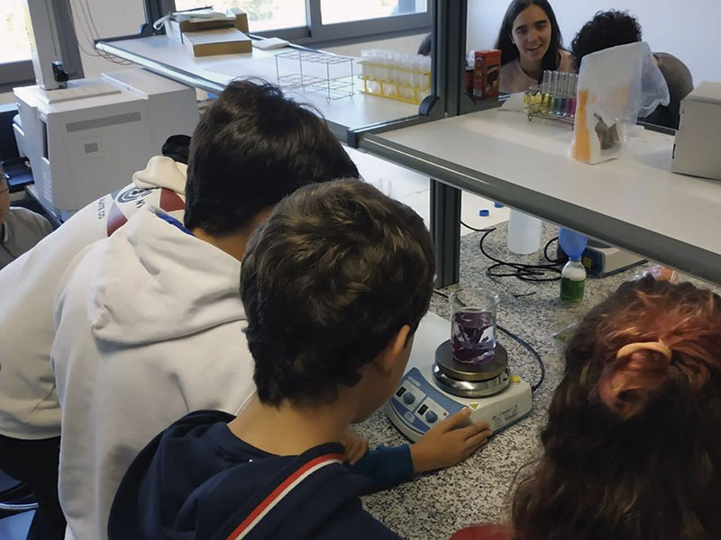 II Semana de la Ciencia y la Tecnología en Extremadura. Grada 129. Universidad de Extremadura
