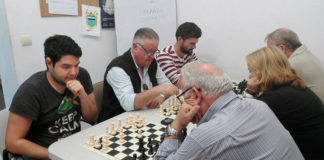 El programa 'Ajedrez sin barreras' fomenta espacios comunes para colectivos en riesgo de exclusión