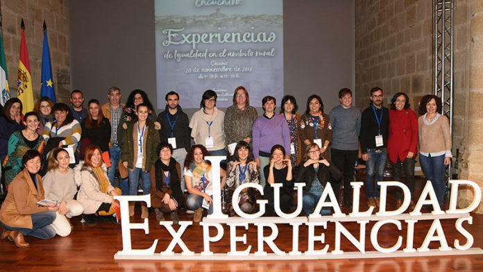 20181217_igualdad_diputacioncaceres La Diputación de Cáceres trabaja en 40 proyectos de igualdad entre hombres y mujeres que se desarrollan en el medio rural