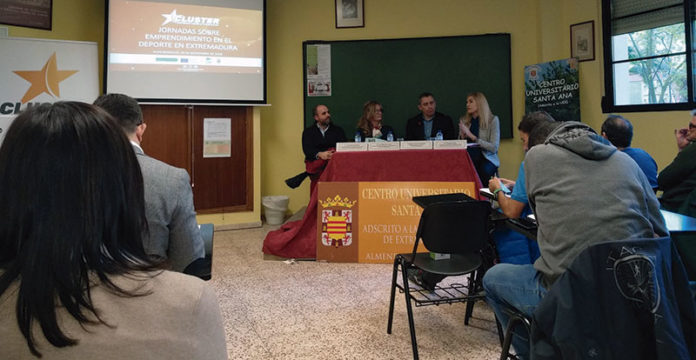 Almendralejo acoge una jornada sobre emprendimiento deportivo. Grada 129. Zona empresa Almendralejo acoge una jornada sobre emprendimiento deportivo. Grada 129. Zona empresa