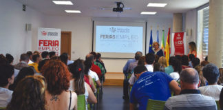 Casi 2.000 personas han participado en las Ferias de Empleo, Emprendimiento y Empresa 2018. Grada 130. Diputación de Badajoz