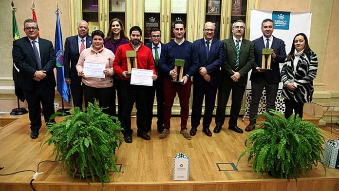 La Diputación de Badajoz entrega la segunda edición de los premios de la cata-concurso de aceites de oliva virgen extra