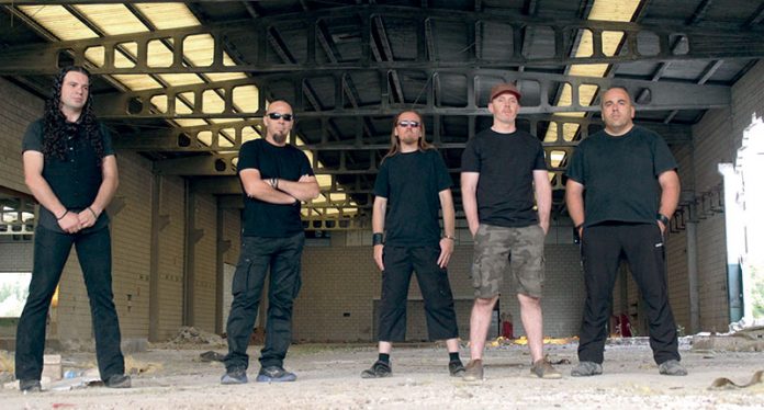 ‘Omnia Transit’, grupo de rock-heavy de Badajoz. Grada 130. Música