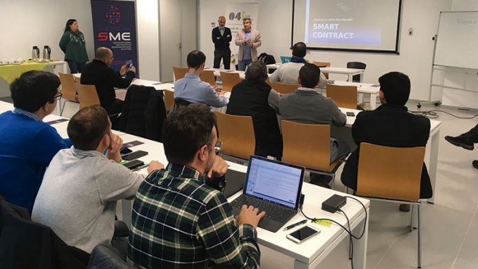 Expertos digitales internacionales asesoran a pequeñas y medianas empresas de la región. Grada 131. Fundecyt-Pctex Expertos digitales internacionales asesoran a pequeñas y medianas empresas de la región. Grada 131. Fundecyt-Pctex