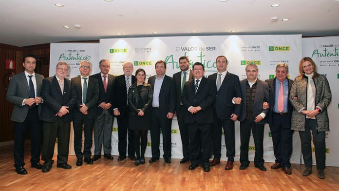 Venancio Ortiz presidirá el Consejo Territorial de la ONCE en Extremadura y Fernando Iglesias renueva como delegado territorial Venancio Ortiz presidirá el Consejo Territorial de la ONCE en Extremadura y Fernando Iglesias renueva como delegado territorial