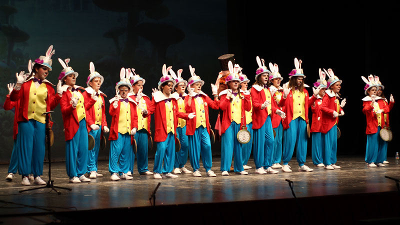 Los más pequeños arrasan en el concurso de murgas infantiles del Carnaval de Badajoz