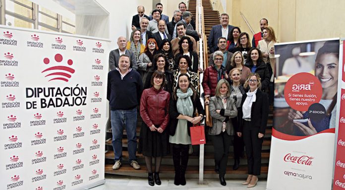 'GIRA Mujeres', de Coca-Cola, llega a la provincia de Badajoz de la mano de la Diputación provincial. Grada 132