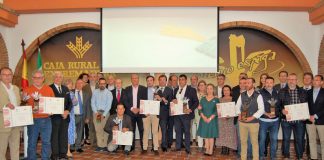 Caja Rural de Extremadura entrega los premios Espiga de quesos con denominación de origen