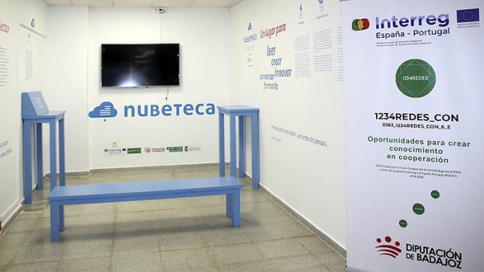 Puebla de la Calzada inaugura su 'Espacio Nubeteca' en la biblioteca municipal