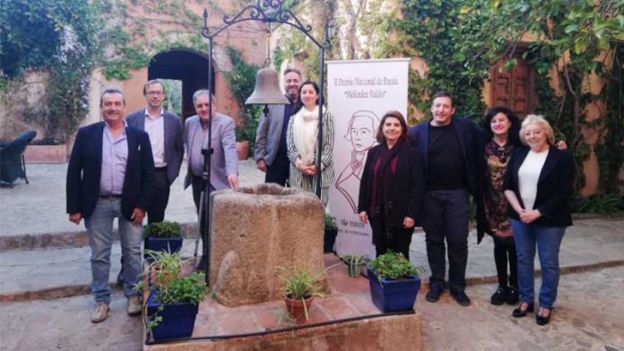 Álvaro Valverde gana el II Premio Nacional de Poesía 'Meléndez Valdés'