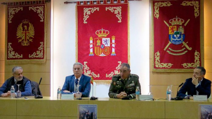 El Palacio de Capitanía de Badajoz habilita un espacio permanente en memoria del general Menacho. Grada 133. Fundación CB