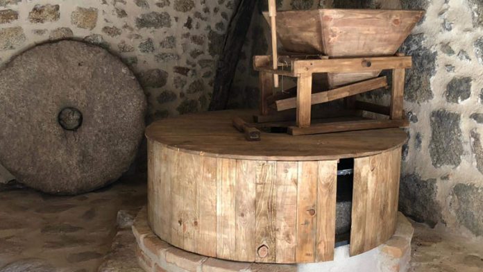 El Ayuntamiento de Arroyomolinos ofrece visitas guiadas al molino harinero, recuperado recientemente
