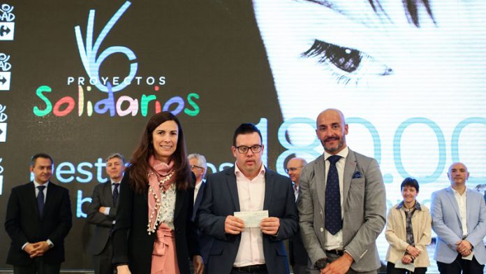 Carrefour y su Fundación donan 30.000 euros a Down Cáceres