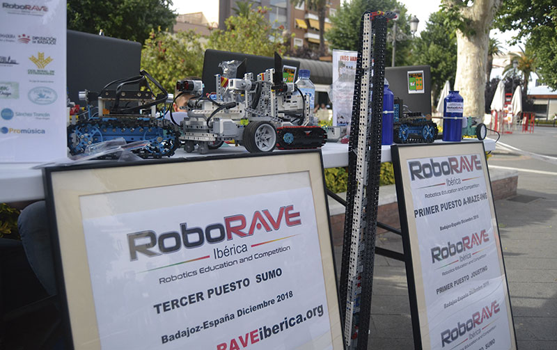 El colegio Lope de Vega de Badajoz representará a España en RoboRAVE International en China. Grada 135. Qué pasó
