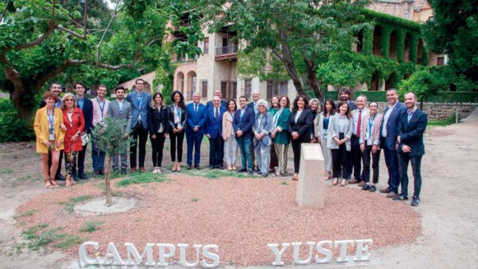 La Fundación Yuste clausura su seminario doctoral ‘Premio Europeo Carlos V-Marcelino Oreja’. Grada 136