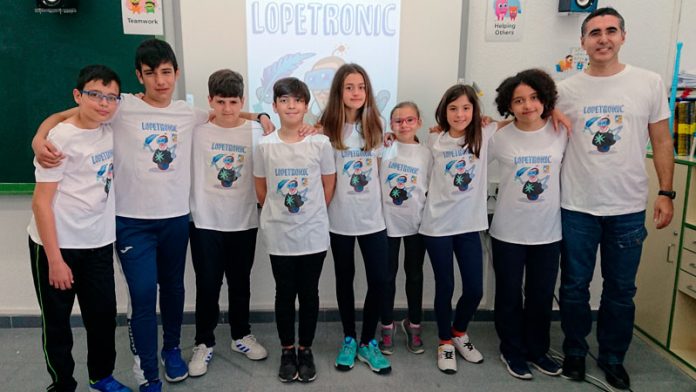 El colegio Lope de Vega de Badajoz representará a España en el Mundial de Robótica RoboRAVE en China