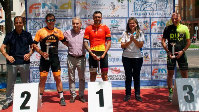 Rubén Tanco consolida su liderato en la Copa de España de ciclismo adaptado tras su victoria en Badajoz