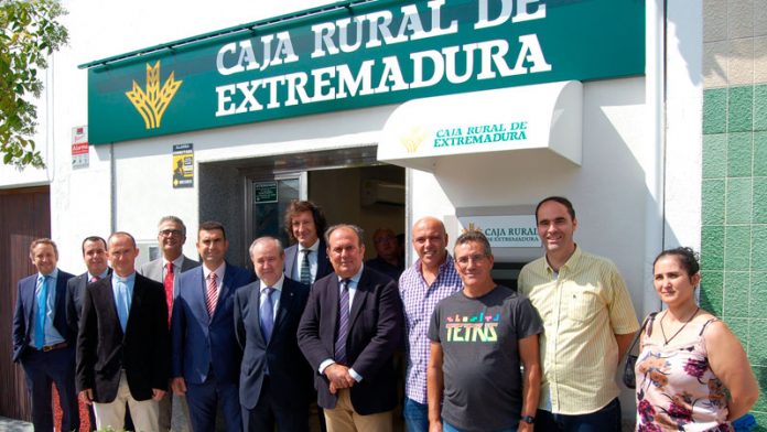 Caja Rural de Extremadura abre una nueva sucursal en Casatejada