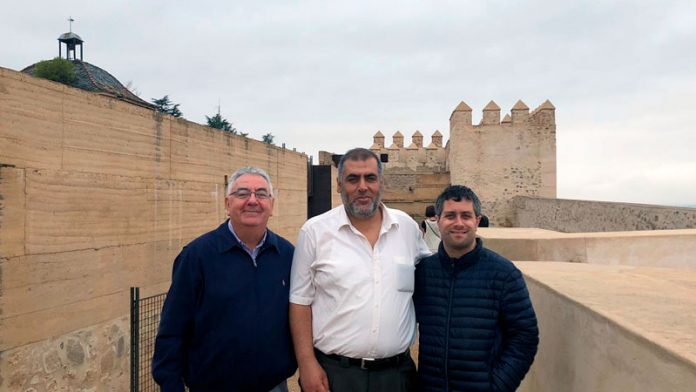 Una visita guiada a la Alcazaba de Badajoz fomenta la tolerancia entre las religiones