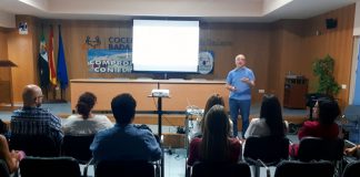 Antonio Gil Aparicio ofrece una charla sobre cine y discapacidad en Cocemfe Badajoz