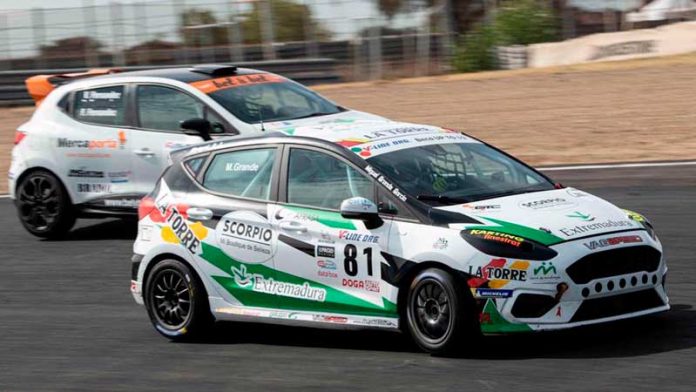 Miguel Grande se proclama campeón de España junior de automovilismo