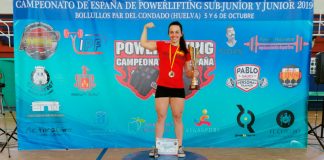 Esther Gutiérrez se proclama campeona de España junior de Powerlifting
