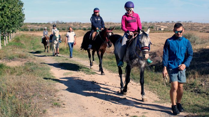 La iniciativa 'Aventura ecuestre' promueve el deporte y el ocio para personas con discapacidad