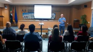 Antonio Gil Aparicio ofrece una charla sobre cine y discapacidad en Cocemfe Badajoz