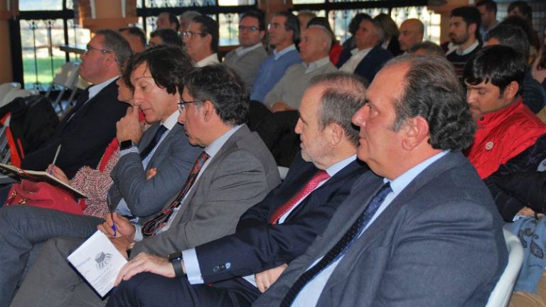 La finca 'El Toril' de Caja Rural de Extremadura acoge la jornada 'Valores cooperativos'