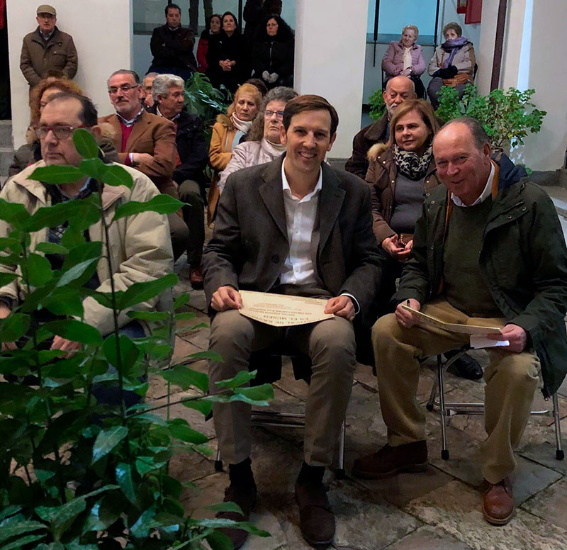 El entonces concejal de Cultura, Antonio Cavacasillas, con Plácido Ramírez. Foto: Cedida