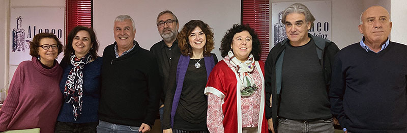 Parte de la nueva junta directiva de la Asociación de Escritores Extremeños. Foto: Cedida