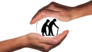 Cáritas Diocesana Mérida-Badajoz inicia el curso ‘Profesionales del hogar y cuidado de personas mayores’