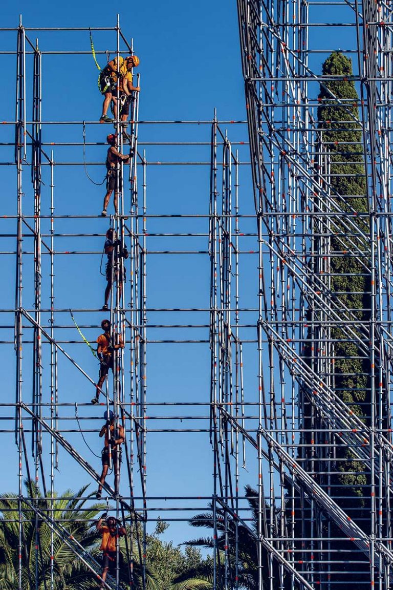 'No sin ayuda'. Grada 142. Fotografía