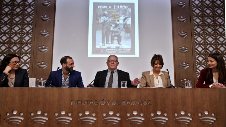 La Diputación de Badajoz pone en marcha un nuevo curso dedicado al flamenco