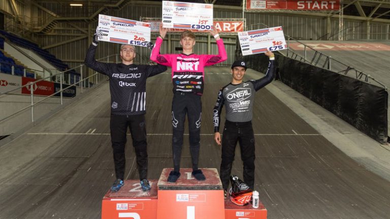 Alejandro Kim se sube al podio en la prueba de BMX de Manchester