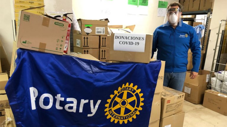 El Club Rotary de Cáceres colabora con los colectivos más desfavorecidos