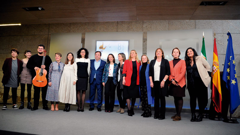 La Asamblea de Extremadura acoge el acto institucional con motivo del Día Internacional de la Mujer. Grada 144