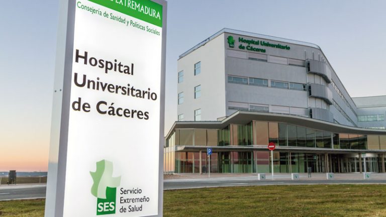 Extremadura participa en dos ensayos clínicos y dos estudios de investigación sobre la Covid-19. Grada 145. Sepad