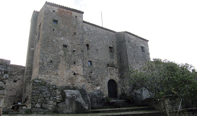 Esgrafiados de la casa-fuerte de Los Altamirano (el Alcazarejo). Grada 146. José Antonio Ramos / Óscar de San Macario