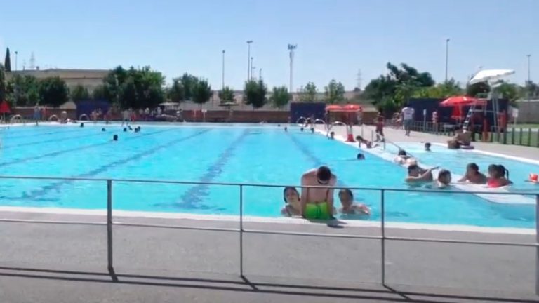 La piscina de verano de La Granadilla, en Badajoz, abre al público