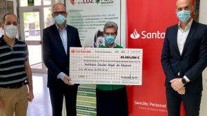 Banco Santander colabora con los proyectos sociales de tres entidades extremeñas