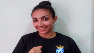 La joven boxeadora Irina García participa en la última concentración de la Federación Española