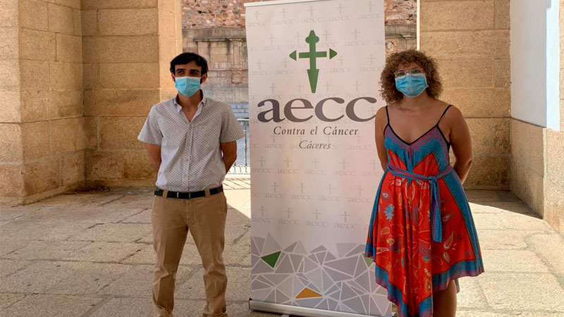 El Ayuntamiento de Cáceres y la Asociación Española Contra el Cáncer presentan 'No te la juegues con el sol'