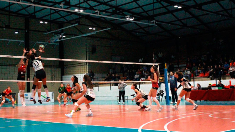 El Extremadura Arroyo iniciará la Superliga 2 de voleibol femenino recibiendo al CV Sestao