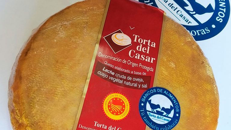 La Denominación de Origen Protegida Torta del Casar colabora con el Banco de Alimentos