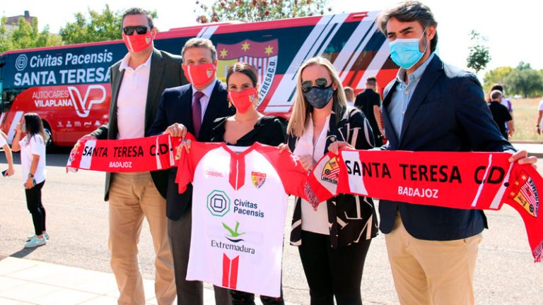 El Civitas Santa Teresa Badajoz presenta su equipo que disputará la Primera Iberdrola