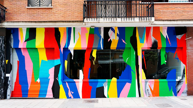 Losar de la Vera es la última etapa del programa de intervención artística urbana 'Muro crítico' de este año